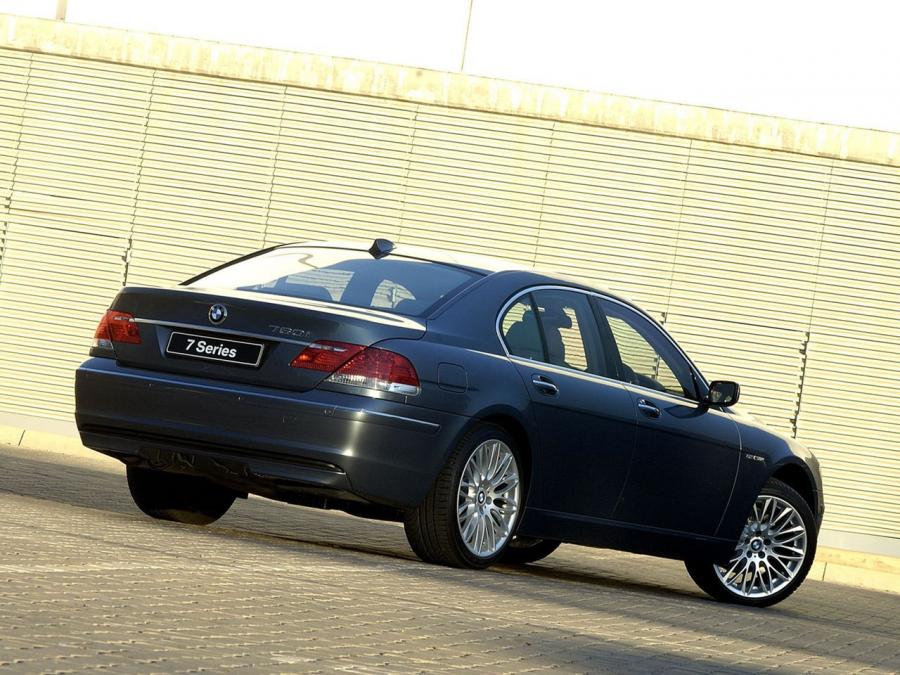 BMW 760i 2005 года  (ZA) (фото 13 из 13)